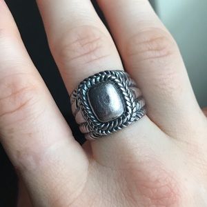 Sterling Silver Ring with Rope Detail